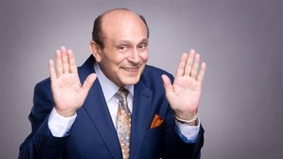 فيديو| محمد صبحي يحذر من تزوير صفحات شخصيات مؤثرة   