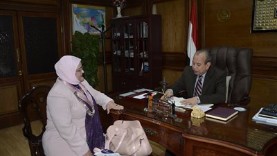 محافظ كفر الشيخ يوجه بتغييرات للعاملين بشئون الطلاب بالتربية والتعليم