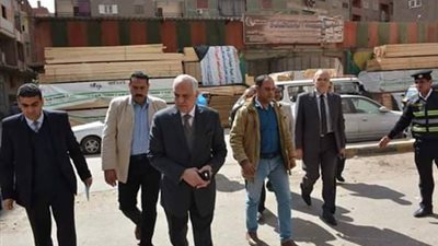محافظ الجيزة يجري جولة تفقدية لمتابعة حالة النظافة بحي شمال