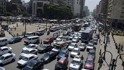 الإسكان: تنفيذ محاور طرق وتطويرها للحد من تكدسات المرور بالقاهرة الجديدة