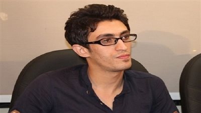 الفنان أحمد بسيم يتعرض لحادث بسيارته 