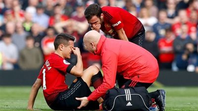 إنفوجراف| غيابات مانشستر يونايتد ضد باريس سان جيرمان