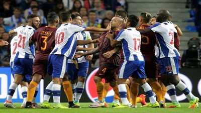 روما يسعى لفك عقدة تاريخية أمام بورتو