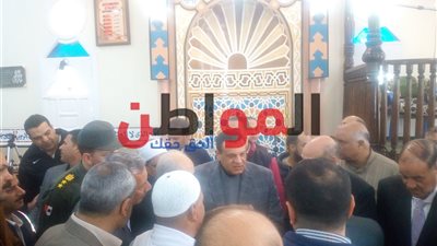 صور| محافظ البحيرة يؤدى صلاة الجمعة اليوم 1 رجب بمسجد أحباب المصطفى