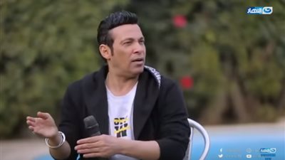 فيديو| سعد الصغير في برنامج وشوشة: «مراتي عاملة زي الشاويش عطية»