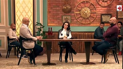فيديو| ريهام عبد الغفور وأحمد صلاح حسنى على قهوة أشرف.. الثلاثاء