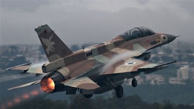 طائرات الاحتلال الإسرائيلي تقصف مواقع للمقاومة في قطاع غزة 