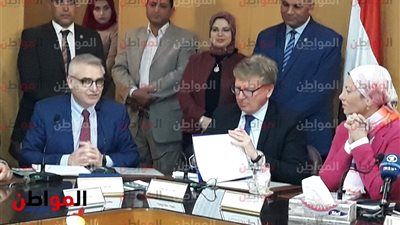 صور| وزيرة البيئة توضح أهداف البرنامج الوطني لإدارة المخلفات الصلبة