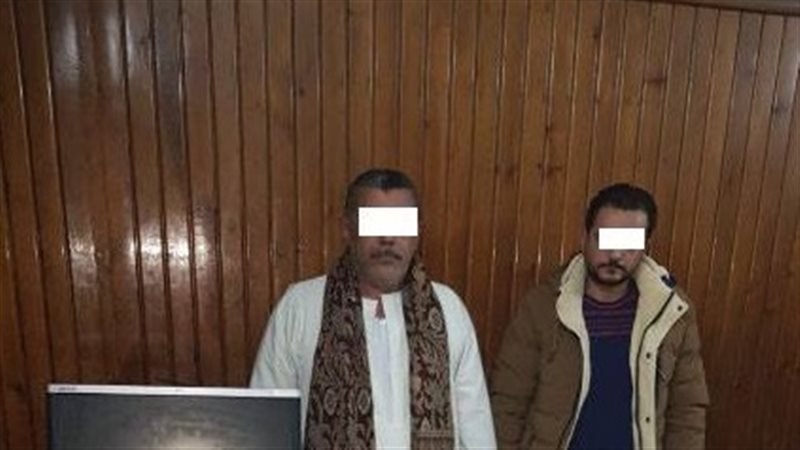 القبض على جامعي وعامل
