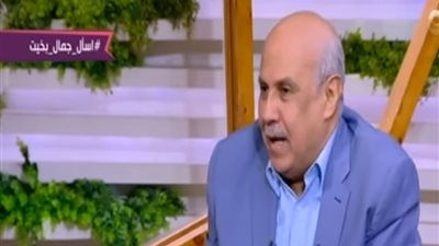 فيديو| الشاعر جمال بخيت: والدتي تعلمت القراءة في سن كبير
