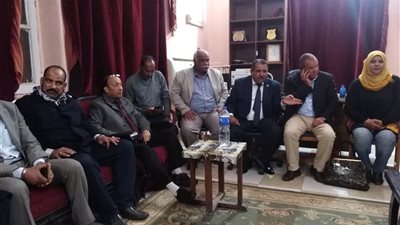 قيادات مستقبل وطن في البحر الأحمر يجتمعون مع أمانة مدينة غارب