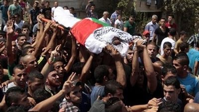 استشهاد شاب فلسطيني في غزة وجيش الاحتلال يشن حملات اعتقالات