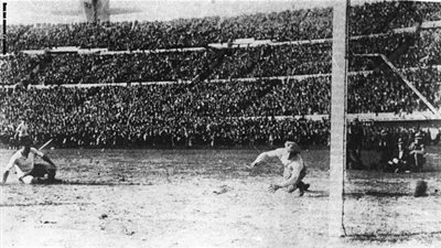  كورة زمان| الأوروغواي بطلا لكأس العالم الأول «1930» 
