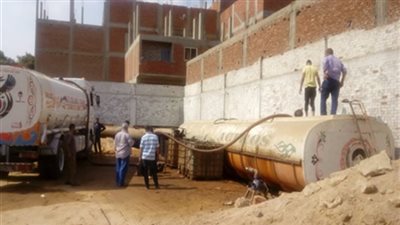 ضبط 8 آلاف لتر مواد بترولية و2 طن أسماك غير صالحة بالبحيرة