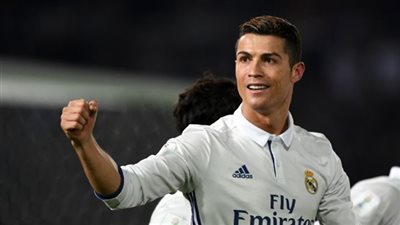 هاتريك رونالدو ينقذ يوفنتوس ويضمن تأهله لدور الـ8 بدوري الأبطال