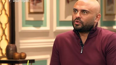 فيديو| أحمد صلاح في قهوة أشرف : كنت فرفور وأنا صغير  
