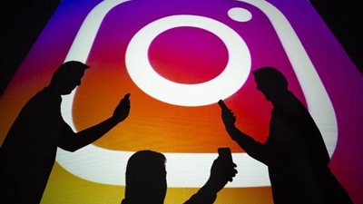 بعد تعطلهم.. حالة صمت تسود Instagram و Facebook  