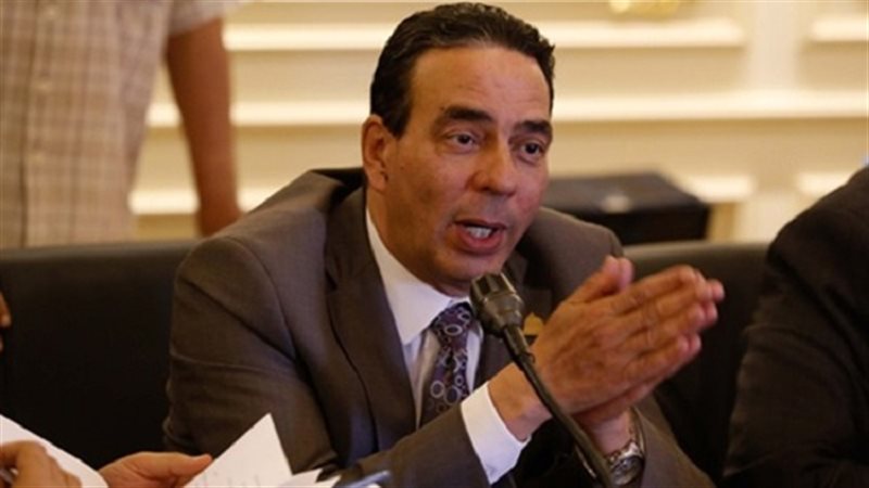  أيمن أبو العلا ينقذ