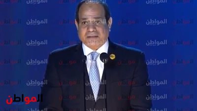 الرئيس السيسي يقف دقيقة حداد على المسرح الروماني بأسوان 