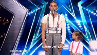 شاهد| أحمد حلمي يهرب من مقعد لجنة تحكيم «أراب جوت تالنت» بسبب متسابق 