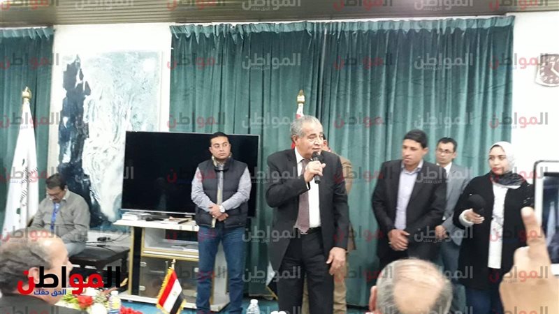 وزير التموين