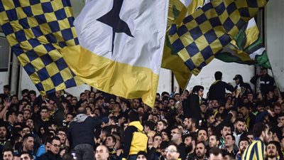 فيديو| ملاعب كرة القدم تتضامن مع ضحايا مذبحة نيوزيلندا