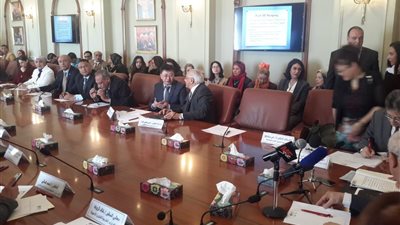خبير: حجم الاقتصاد الصيني بلغ 13.7 تريليون دولار في 2018