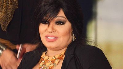 فيفي عبده تخلف وعدها للجمهور بعد أزمتها الصحية