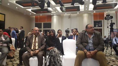 صور| مسعد شاهين يحضر أول صالون لـ تنسيقية شباب الأحزاب والسياسيين