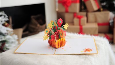 في عيد الأم 2019.. اصنعي كارت 3D و قدميه لوالدتك