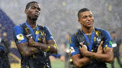 فيديو| بوجبا يسخر من مبابي عقب ريمونتادا مانشستر ضد باريس 