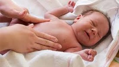 كيفية العناية بالطفل.. أهم ما يحتاجه حديثي الولادة