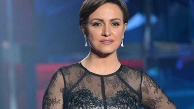 شاهد| صورة ريهام عبد الغفور ببطن منتفخ  في عيد الأم تثير الجدل