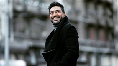 صورة| رسالة محمد عز لوالدته وجدته في عيد الأم 2019 