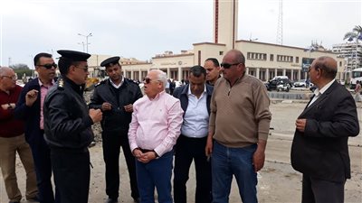 صور| تجربة مرورية جديدة لفك الاختناقات وسط محافظة بورسعيد