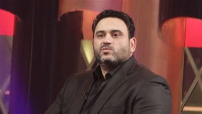 فيديو| أكرم حسني في سهرانين: فيه حاجات بتتشاف يوم الخميس