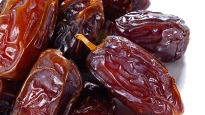 مباحث التموين تحبط  بيع 27 طن تمور فاسد وأسمدة زراعية بالبحيرة
