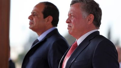 السيسي يستقبل الملك الأردني قبل المشاركة في القمة الثلاثية