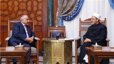 تفاصيل اجتماع رئيس الوزراء العراقي مع شيخ الأزهر