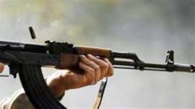 أطلق النار على طفلته.. عامل  يصيب أسرته بسوهاج 