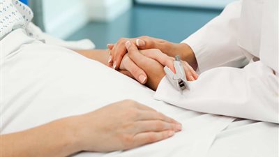 خلى بالك منهم.. 7 علامات مبكرة لمرض السرطان