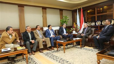 محافظ كفر الشيخ يناقش إقامة منطقة لوجستية بالتعاون مع شركة VGI