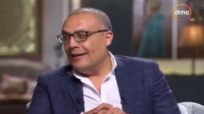 فيديو| يسري الفخراني عن مسلسل أبو العروسة: غير تقليدي