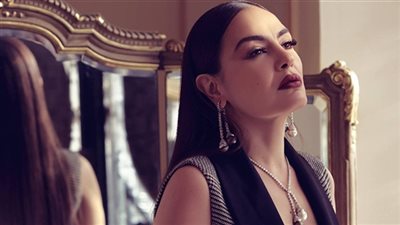 فيديو زمان| شريهان تروي تفاصيل زواج والدتها من أحمد خورشيد