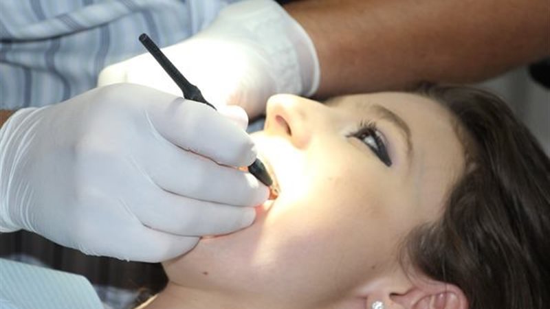  طرق لحماية أسنانك