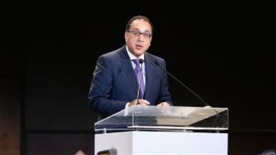رئيس الوزراء يصل الفيوم لتفقد مشروعات الإسكان والمدارس