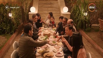 فيديو| أبو العروسة 2 يودع الجمهور بـ «كلنا عيلة »