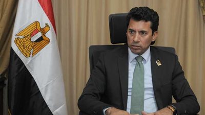 وزير الرياضة يتوسط لزيادة عدد جماهير القمة 117