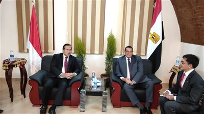 محافظ البحيرة يستقبل السفير الإندونيسي في قصر ثقافة وادي النطرون