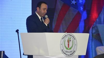 عميد كلية زراعة بجامعة القاهرة: أصبح لدينا أول مركز للتميز